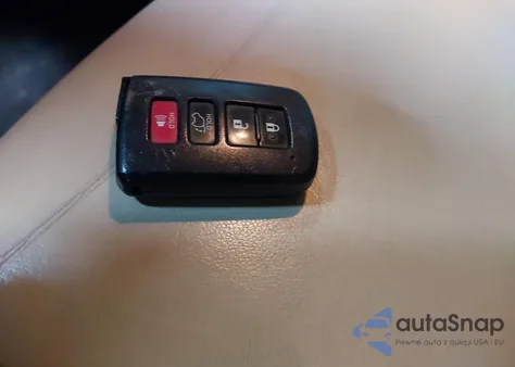 2015 Toyota Highlander Xle V6 z USA, uszkodzony, nr VIN 5TDJKRFH2FS218124